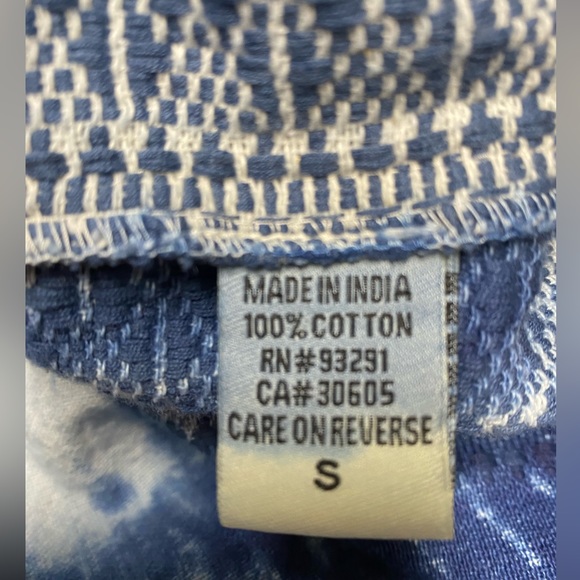 EUC Dylan Embroidery & Tie Dye Indigo Tunic - Picture 4 of 7